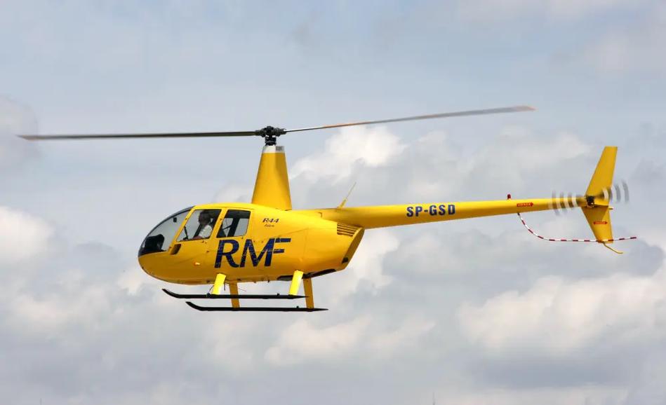 Flyben 22 Light Utility Helicopter vs Robinson R22: Kit-Built Charm vs Commercial Reliability