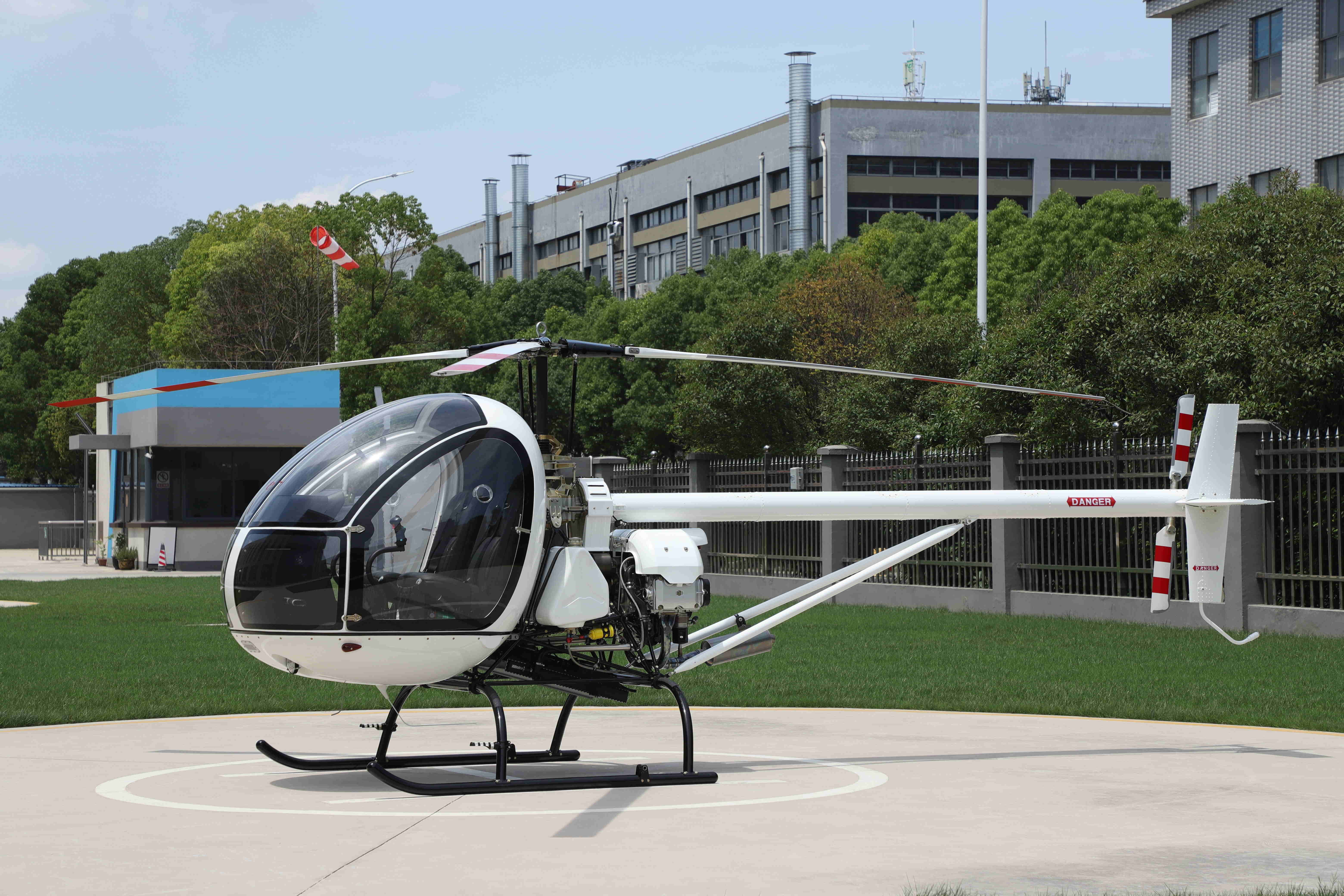 Flyben Helicopter’s Autorotation Landing Capability: How It Ensures Safe Emergency Landings Flyben Helicopter’s Autorotation Landing Capability: How It Ensures Safe Emergency Landings