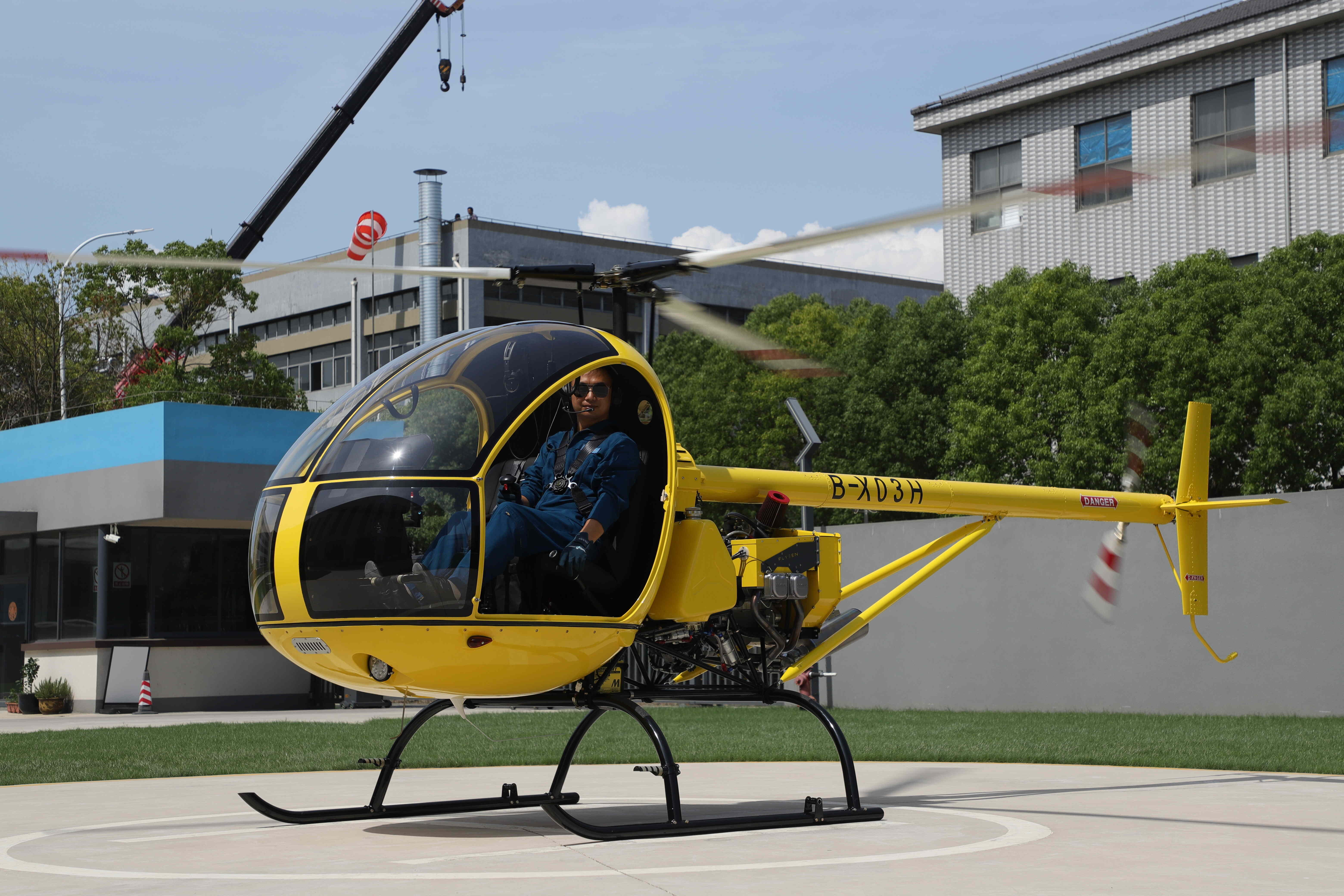 Flyben Helicopter’s Autorotation Landing Capability: How It Ensures Safe Emergency Landings Flyben Helicopter’s Autorotation Landing Capability: How It Ensures Safe Emergency Landings